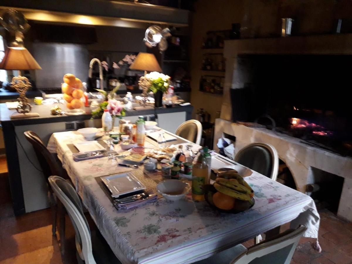 Le Mouton Bed & Breakfast Blaison Bagian luar foto